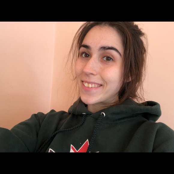 Meet your Posher, Jocelyn - Picture 1 of 1
